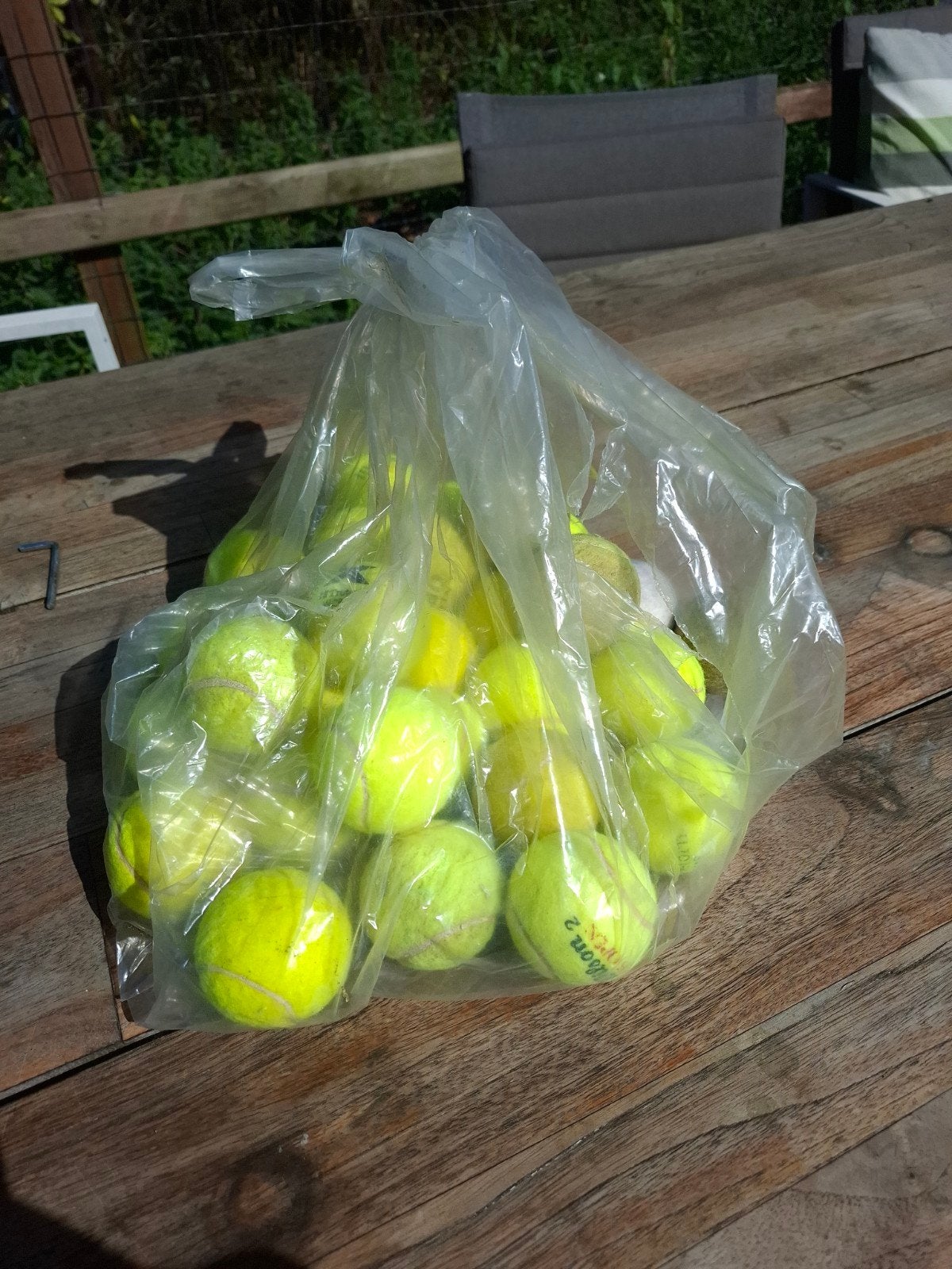 30+ Oude tennisballen voor hond of knutselproject, Ophalen of Verzenden