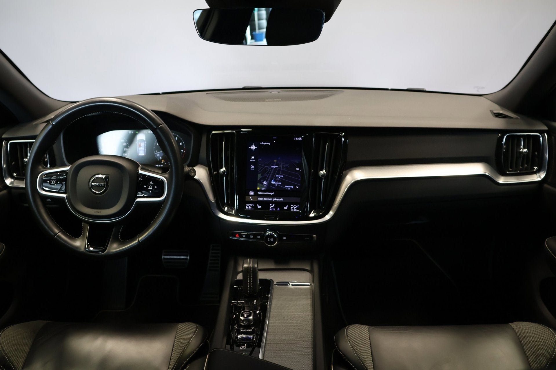 Volvo V60 2.0 B3 R-Design |Carplay|Harman kardon|, Auto's, 4 cilinders, 1969 cc, 163 pk, 102 €/maand