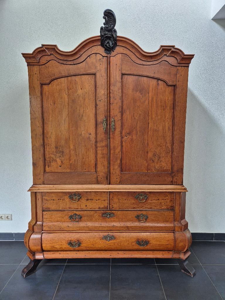 Antiek kabinet, Antiek en Kunst, Ophalen