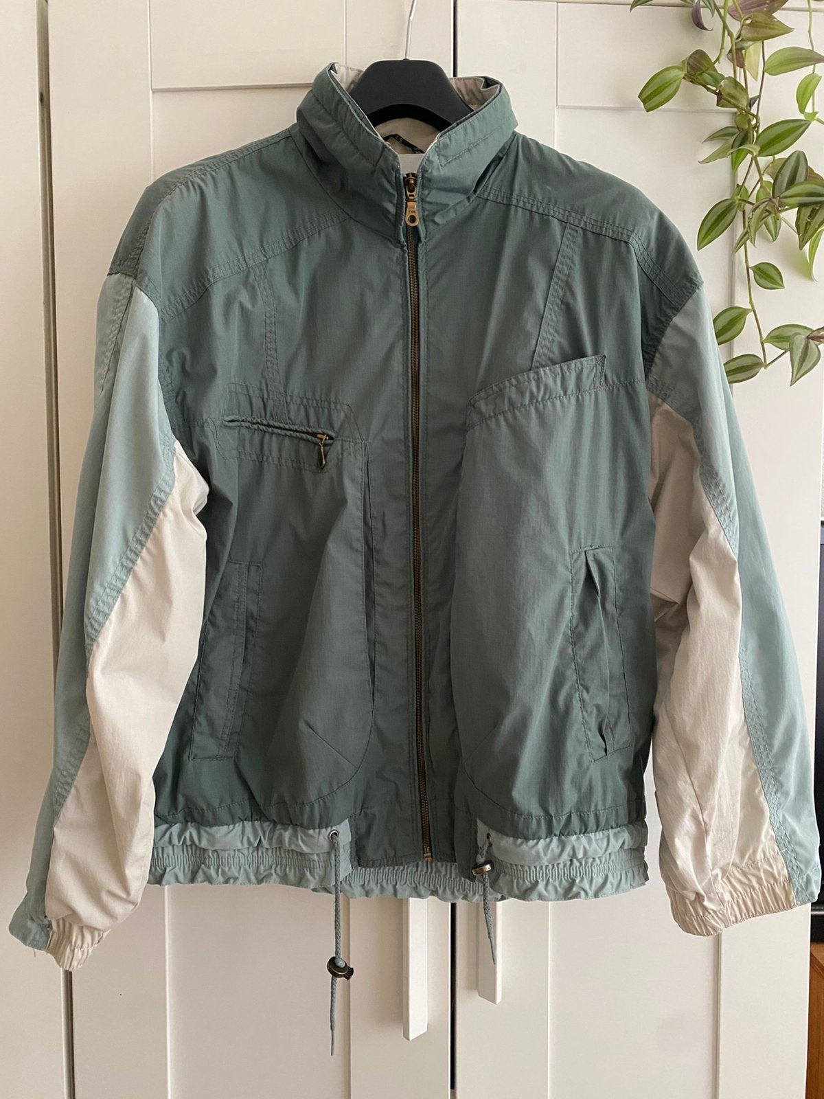 Vintage retro windbreaker/tussenjas in saliegroen/mintgroen, Ophalen of Verzenden, Zo goed als nieuw, Groen
