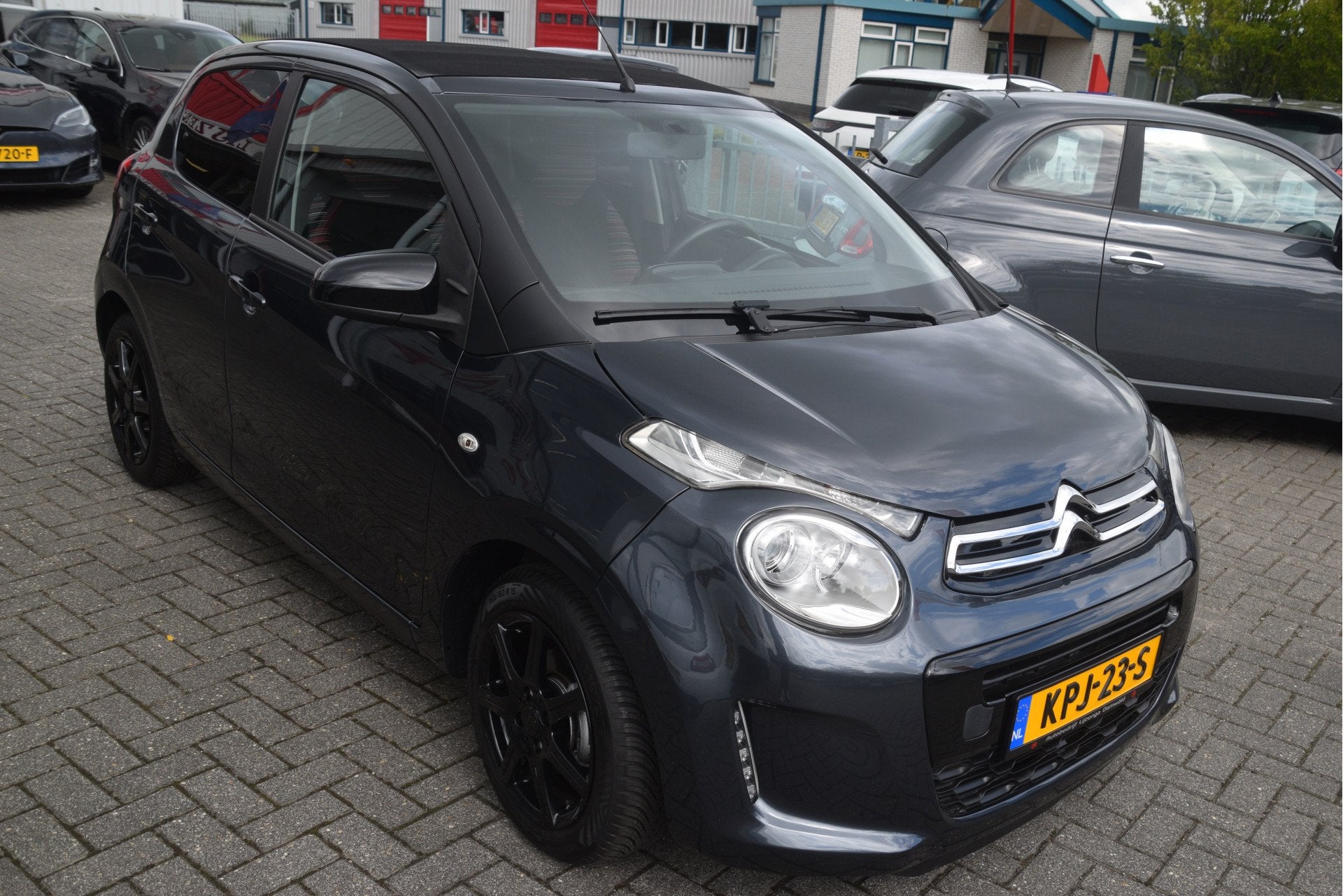 Citroën C1 1.2 PureTech Airscape Shine Camera | Bluetooth |, Auto's, Voorwielaandrijving, Stof, Gebruikt, Euro 6