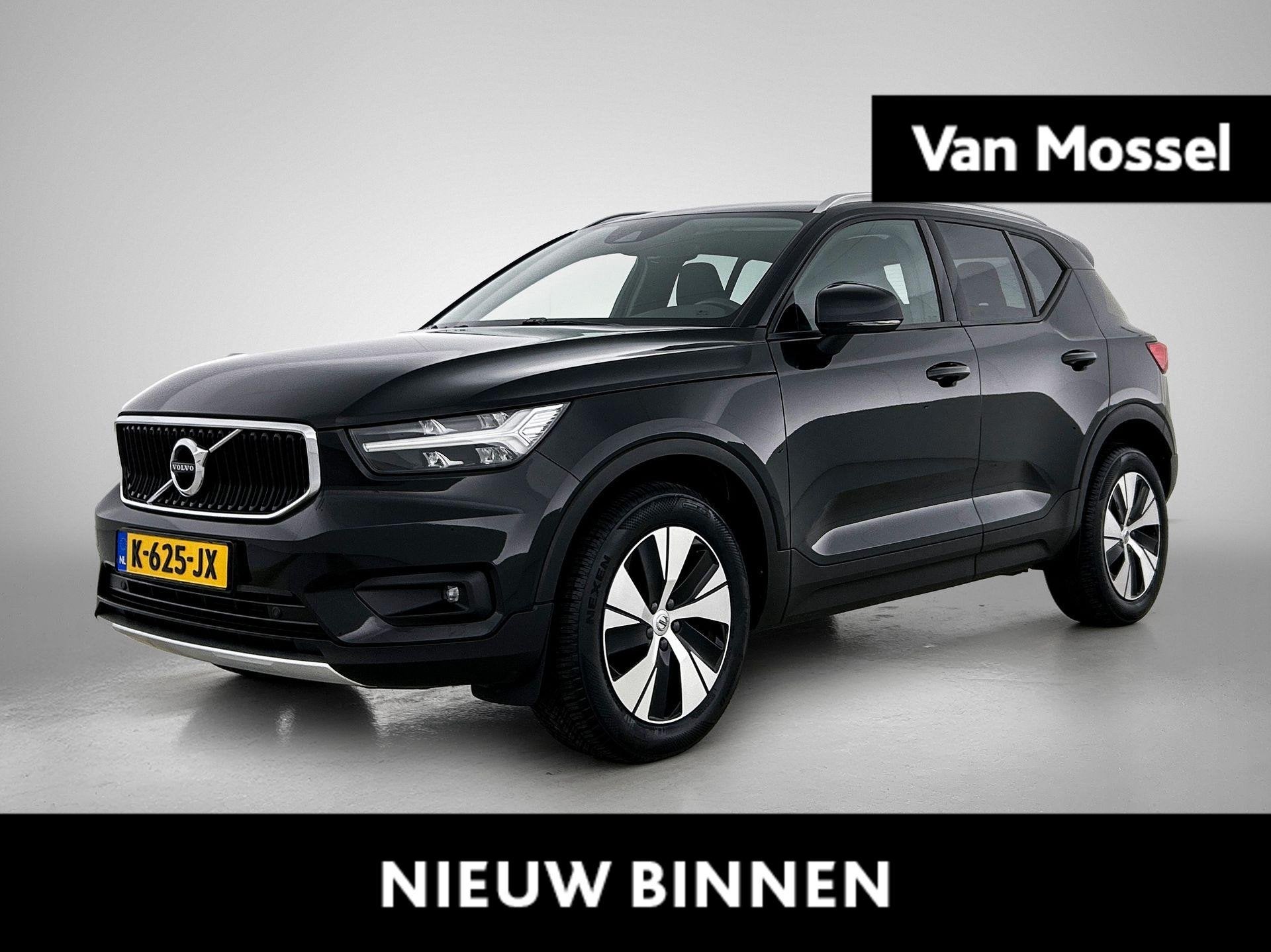 Volvo XC40 1.5 T2 Momentum Core | Automaat | Apple Carplay /, Auto's, 12 maanden, Gebruikt, Euro 6, Leder en Stof