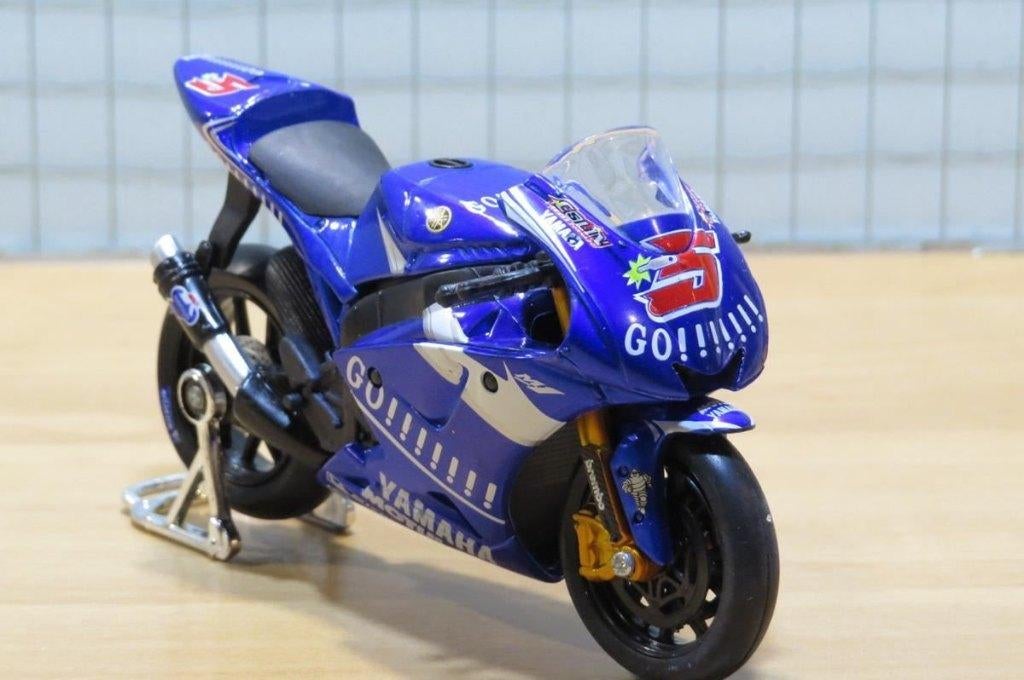 Colin Edwards Yamaha YZR-M1 2005 1:18, Maisto, May Cheong Group France S.A.S., Nieuw, Ophalen of Verzenden