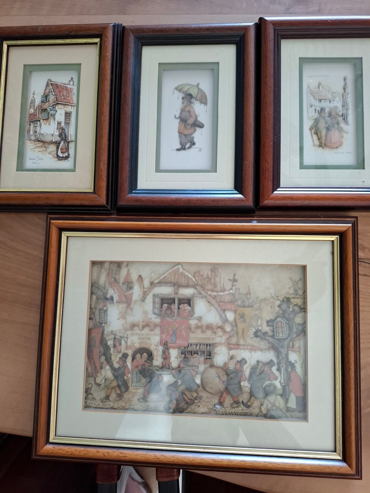 Set van 4 ingelijste prenten, diverse motieven, Ophalen