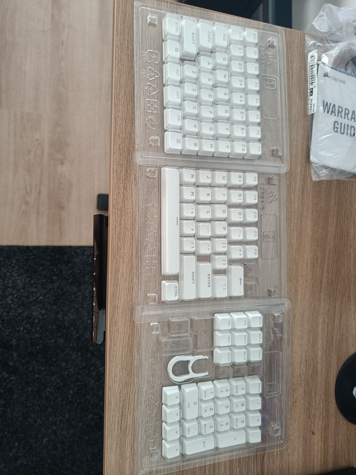 Corsair keycaps wit, Computers en Software, Toetsenborden, Ophalen of Verzenden, Zo goed als nieuw