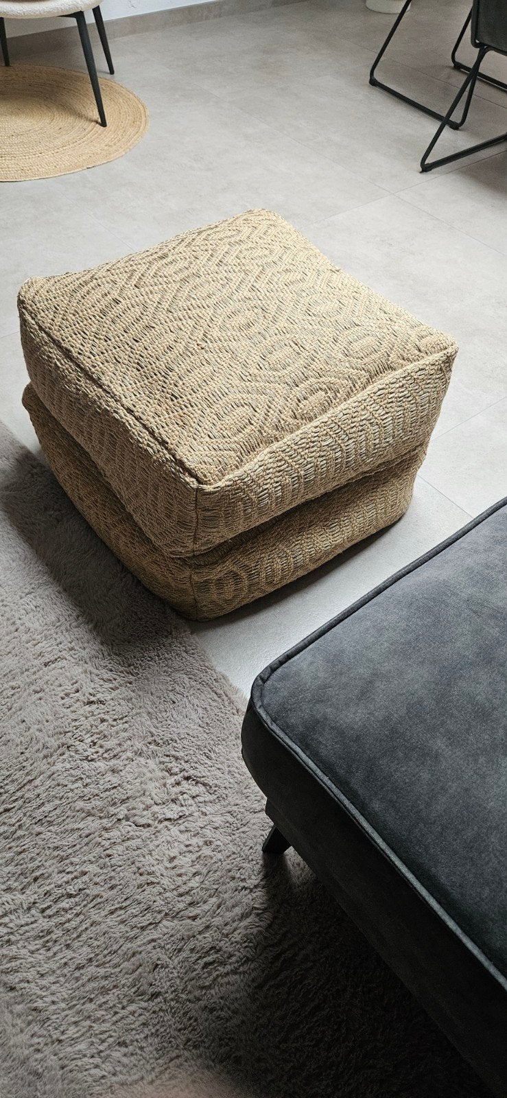 Te koop twee poefen, Ophalen, Vierkant, 50 tot 75 cm, 50 tot 75 cm