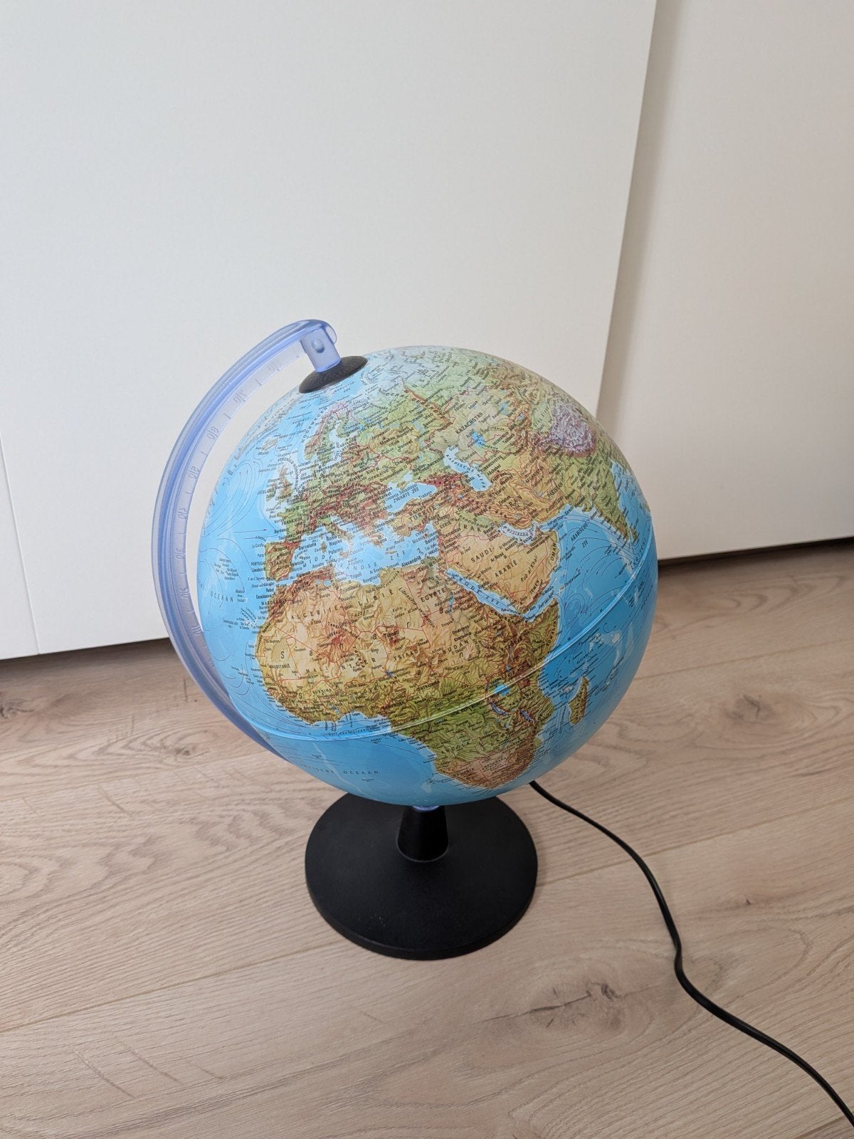 Wereldbol lamp, Ophalen of Verzenden, Verlicht, Zo goed als nieuw