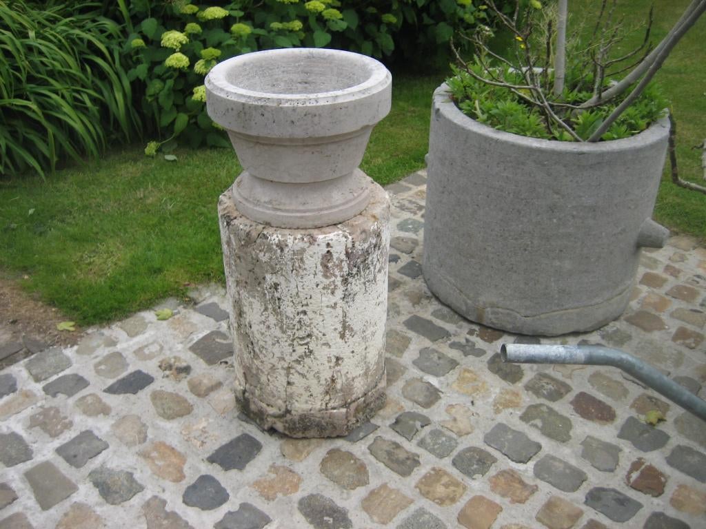 mooie oude bourgondische sokkel met tuinvaas, Tuin en Terras, Tuinvazen, Ophalen, Gebruikt