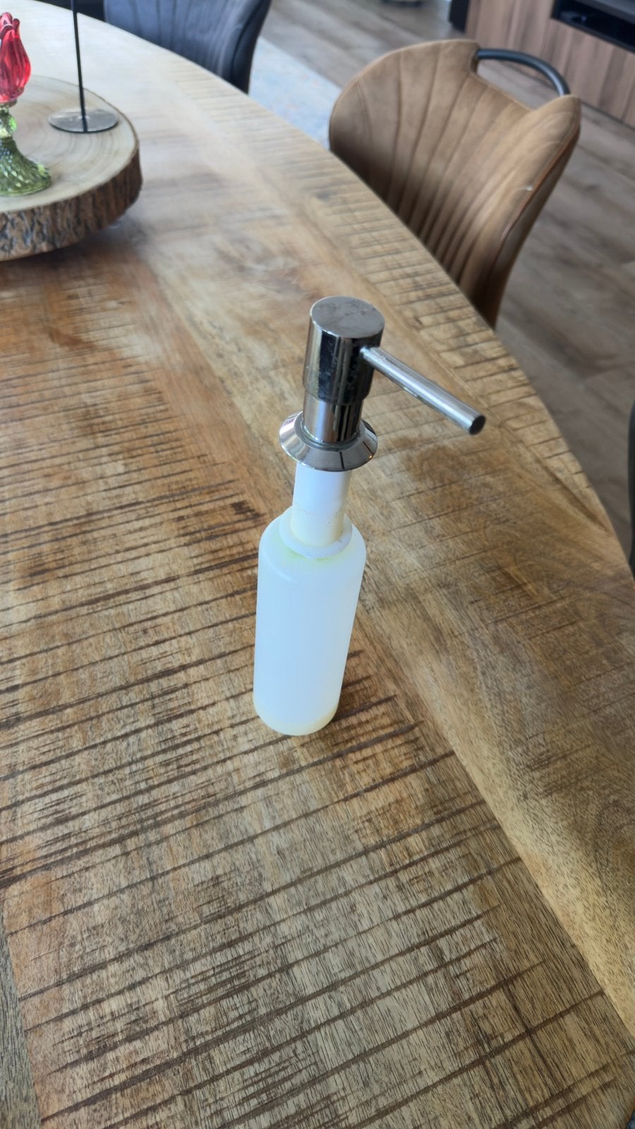 Inbouw zeep dispenser chroom, Ophalen, 50 tot 100 cm, Zo goed als nieuw, Minder dan 100 cm