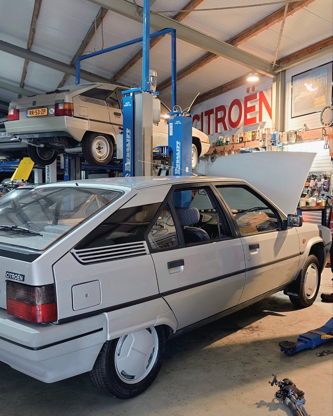 Citroën BX 16TRI / BX Millesime 'GTI' met ijskoude airco!, Voorwielaandrijving, Zwart, 4 cilinders, BX