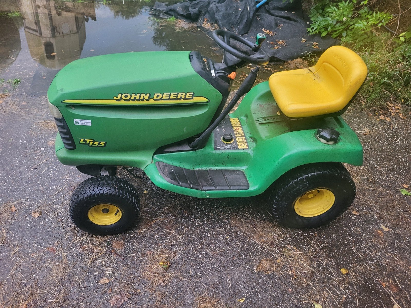 John Deere LT155 Zitmaaier - Krachtig en Betrouwbaar, Ophalen of Verzenden, Gebruikt, John Deere, 90 tot 120 cm