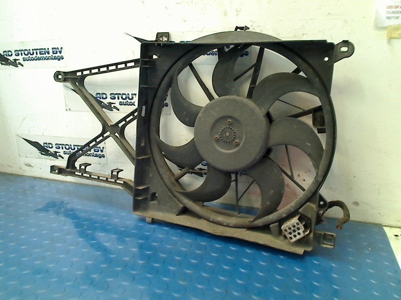 Koelventilator Opel Zafira (M75) 2005 3135103601, Gebruikt, Bahnhofsplatz, Rüsselsheim am Main 65423, , Duitsland, Opel, Opel Automobile GmbH