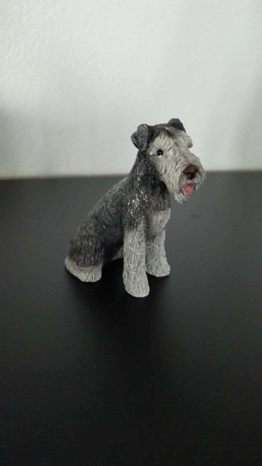 Nieuw beeldje van een Schnauzer, Ophalen of Verzenden, Nieuw, Dier