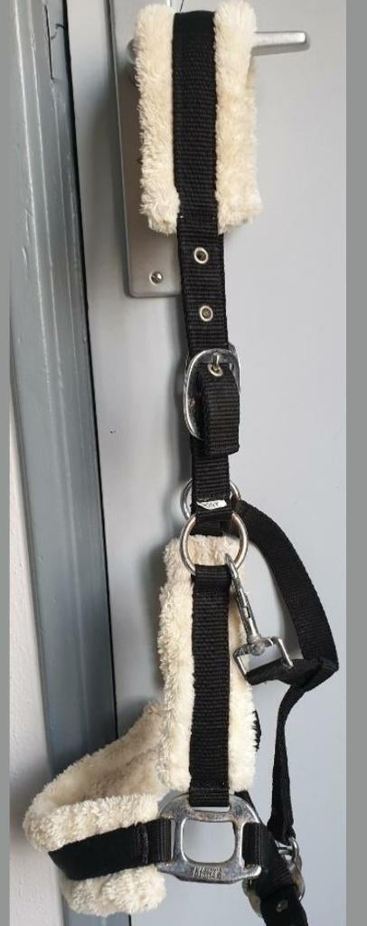 Gebruikt halster, nepbont onderlegd, maat pony, Ophalen of Verzenden, Gebruikt, Dressuur