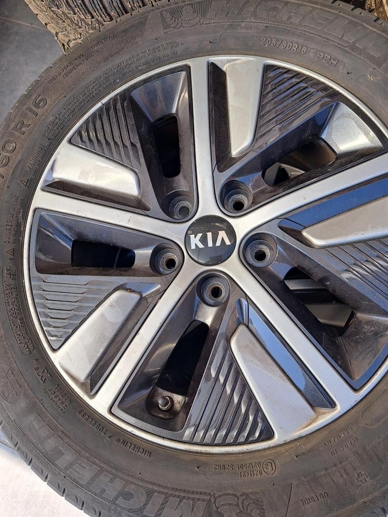 Kia velgen met TPMS sensoren, Ophalen of Verzenden