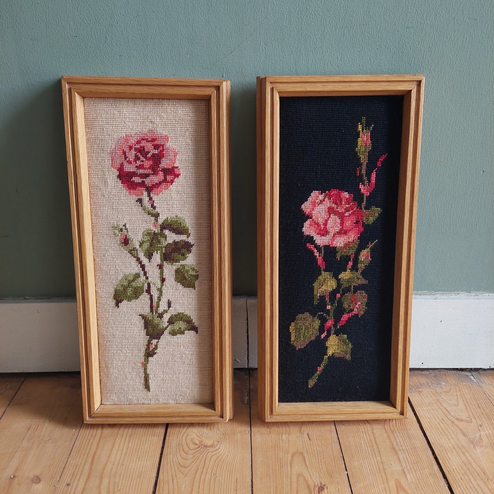 Lucky Vintage set vintage borduurwerken rozen groot model, ., Zo goed als nieuw, ., .