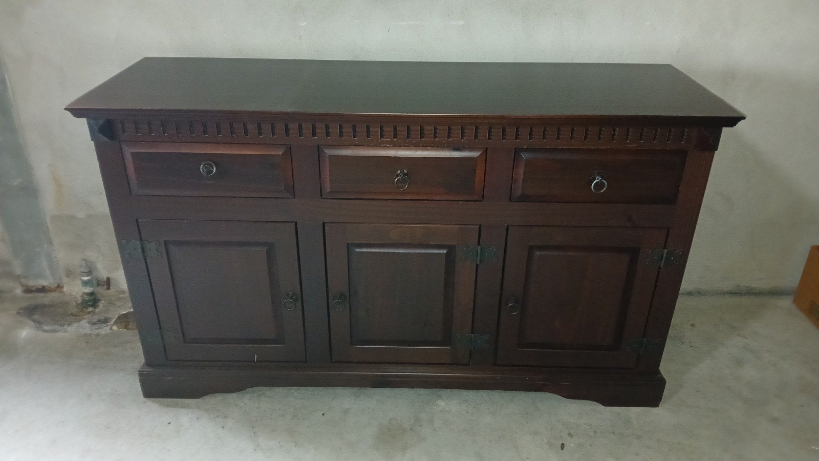 Donkerbruin dressoir met lades en deuren, Huis en Inrichting, Ophalen, Gebruikt, Met lade(s), Klassiek