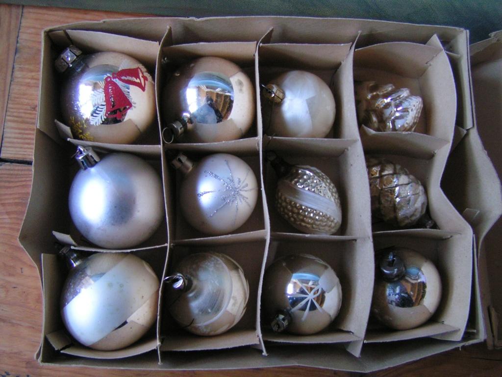 doosje antieke kerstballen nr MM 164, Diversen, Kerst, Verzenden
