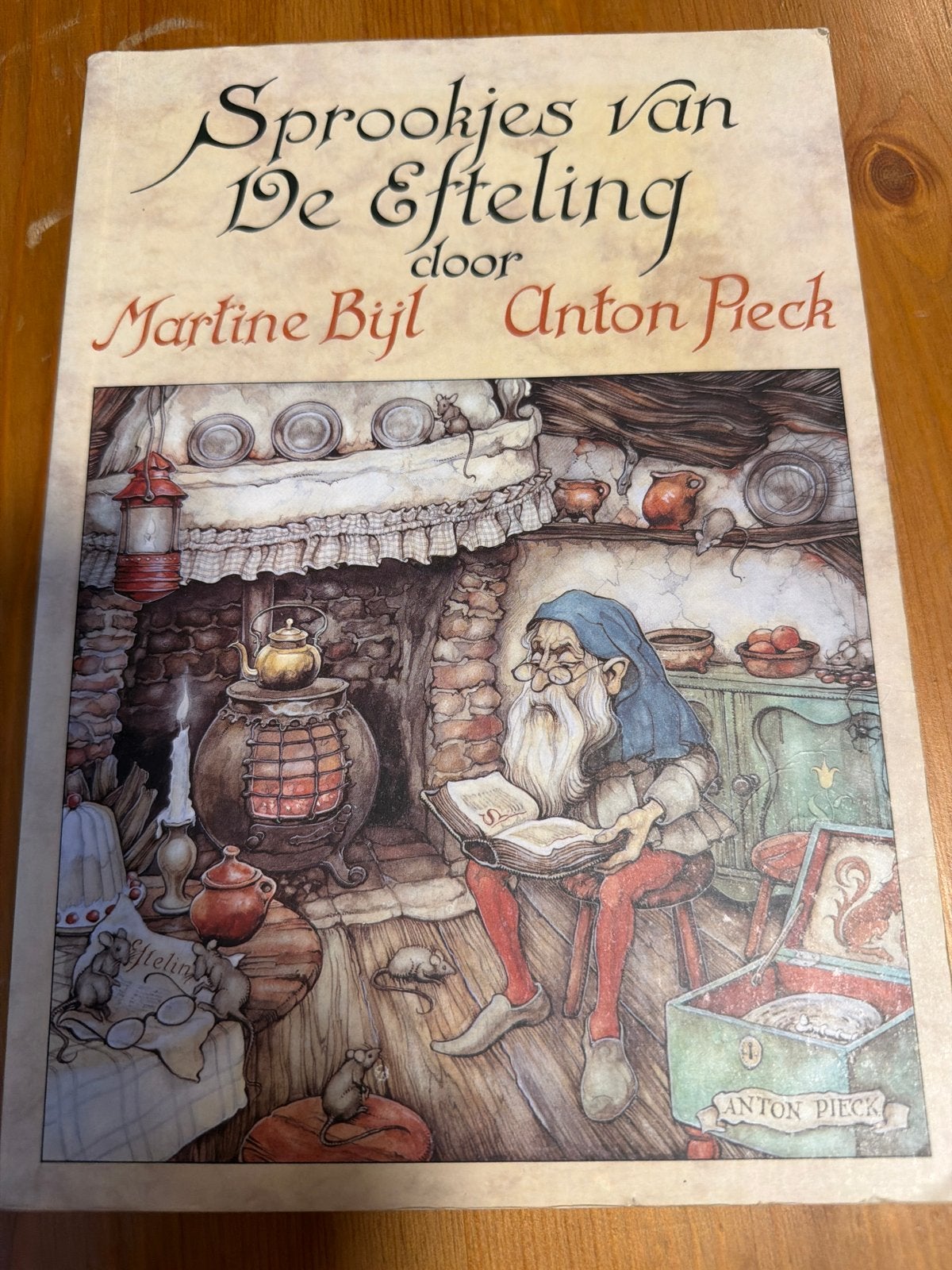 Sprookjes van De Efteling door Martine Bijl en Anton Pieck, Boeken, Ophalen of Verzenden, Gelezen
