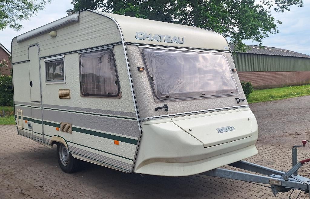 Chateau 450, Caravans en Kamperen, Caravans, Chateau, Rondzit, Koelkast, Particulier