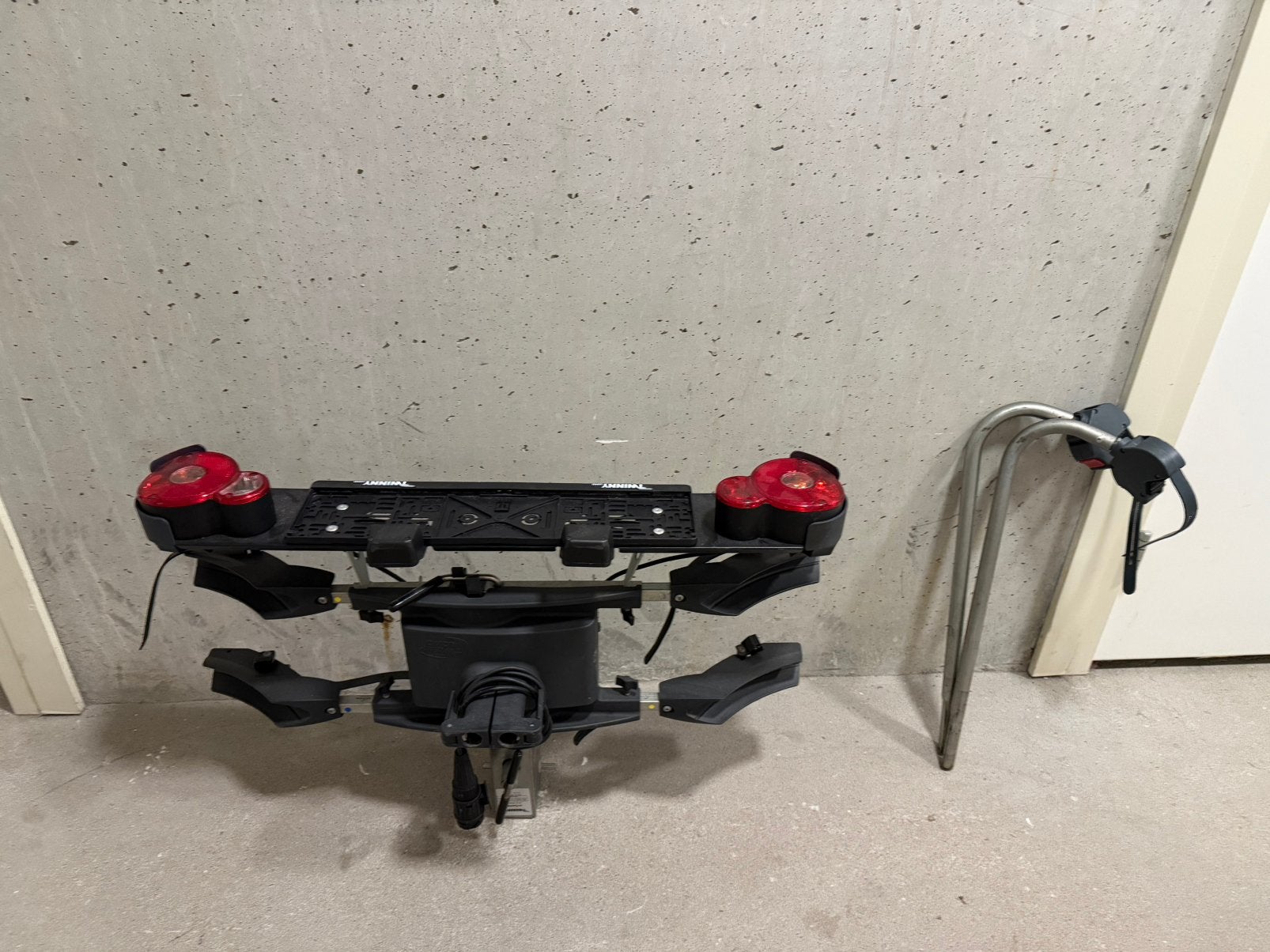 Twin Load fietsendrager geschikt voor E-bikes, Ophalen, Gebruikt, 2 fietsen, Trekhaakdrager