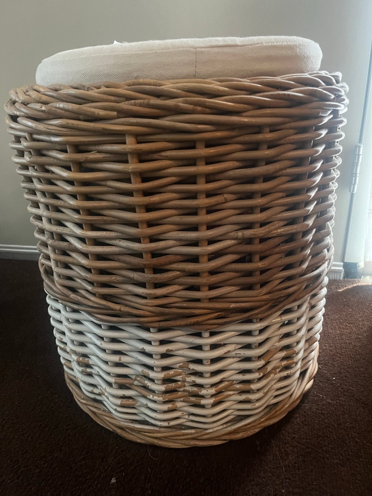 Rotan poef met kussen - Gebruikt, Ophalen, Minder dan 50 cm, Gebruikt, Rond