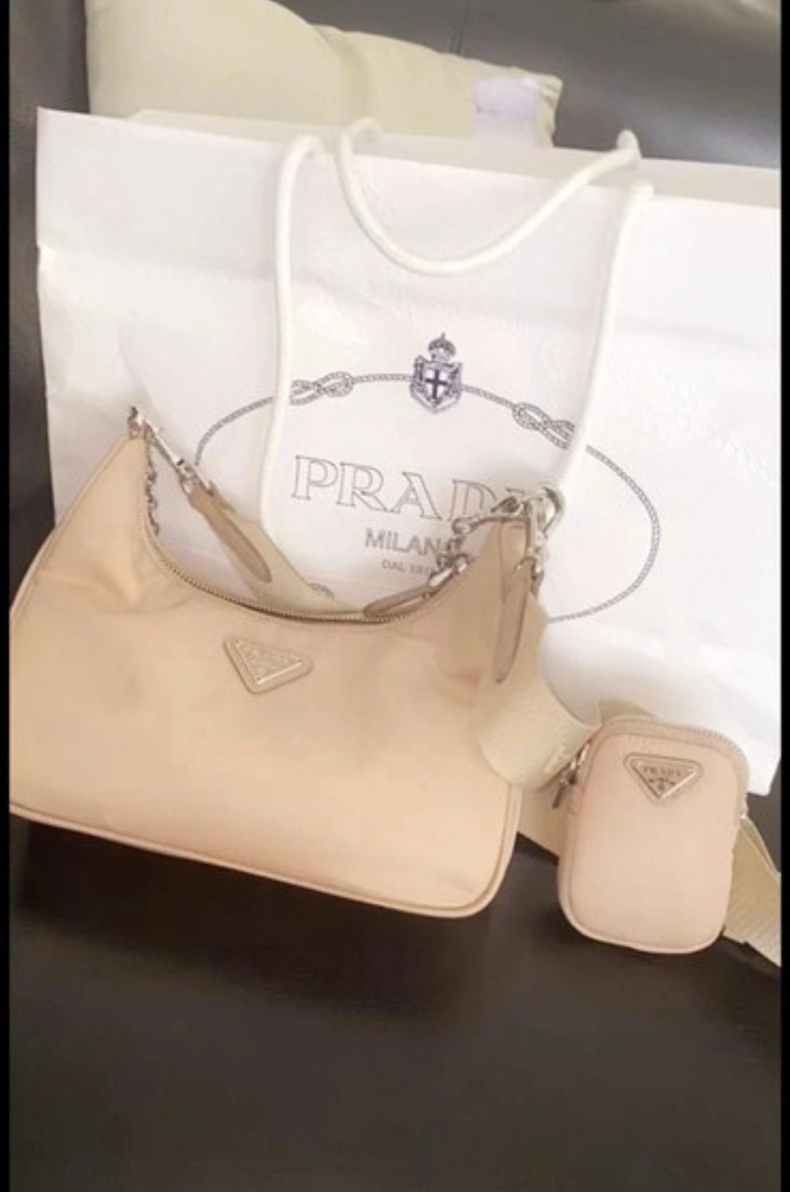 Prada Re-Edition 2005 Re-Nylon bag, Ophalen of Verzenden, Zo goed als nieuw, Beige, Handtas