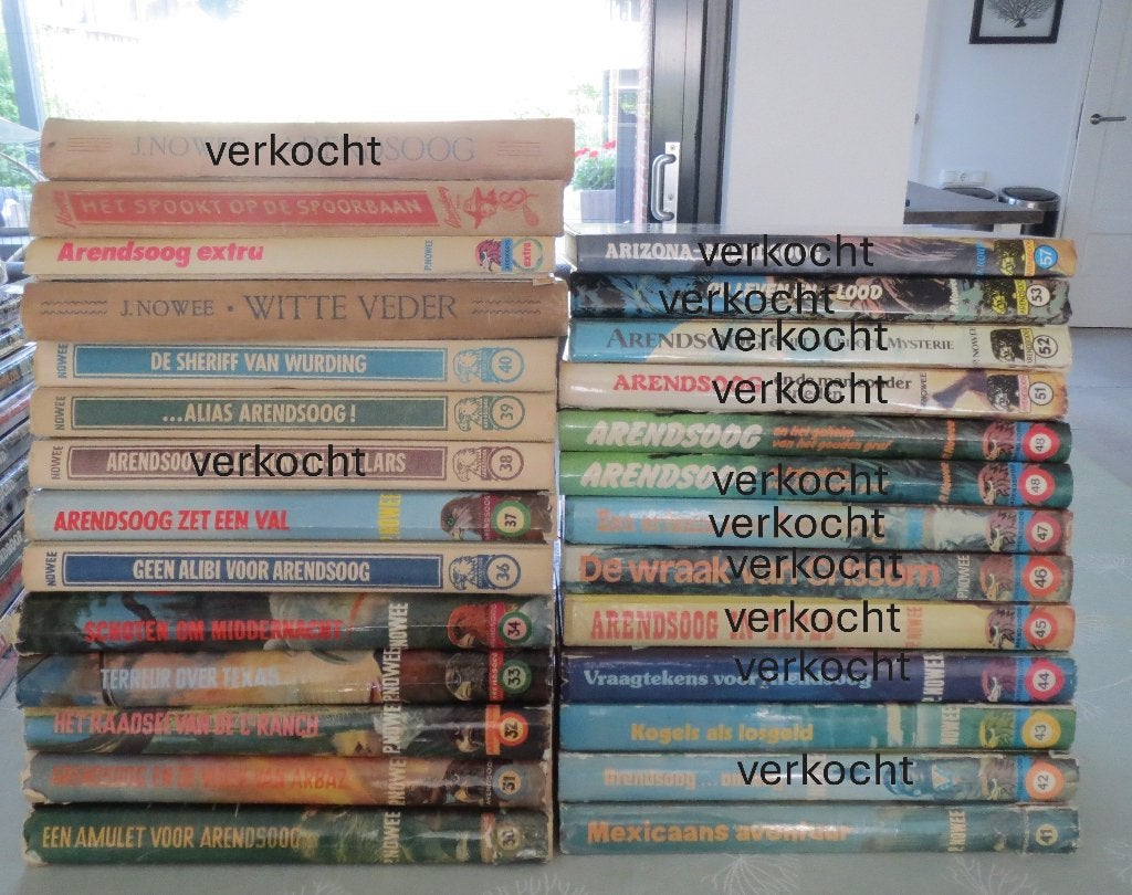 Arendsoog boeken geschreven door P. Nowee per stuk € 3,00, Boeken, Ophalen of Verzenden, Gelezen