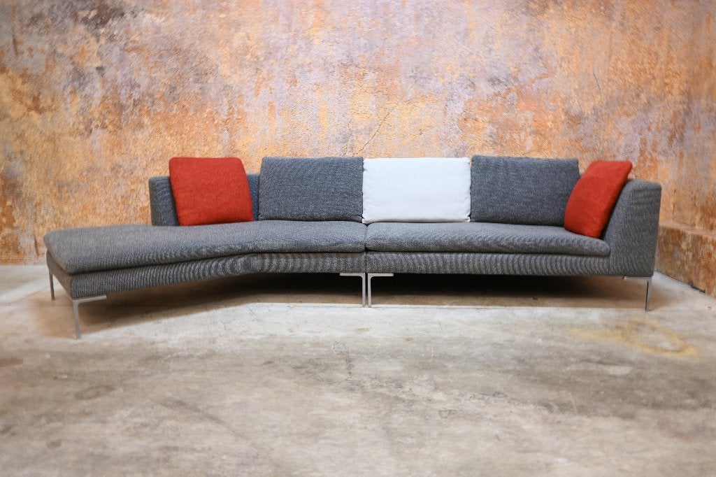 ZGANieuw! grijze stoffen B&B Italia Charles design hoekbank