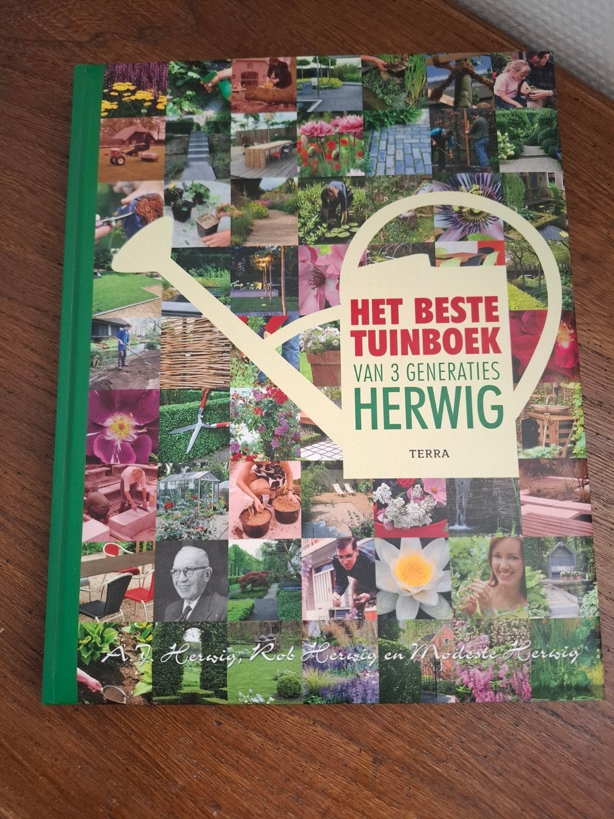 Het Beste Tuinboek van 3 Generaties Herwig, Ophalen of Verzenden, Zo goed als nieuw, A.J. Herwig, Rob Herwig, Modeste Herwig, Bloemschikken, Groendecoratie
