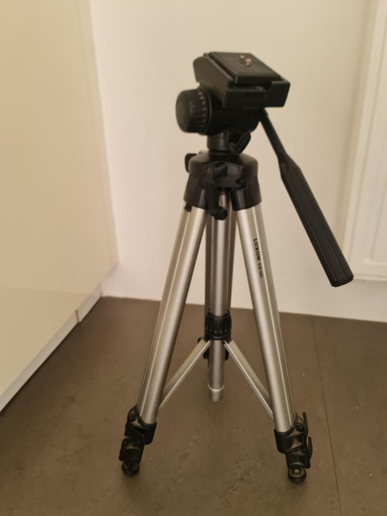 Luxon VIP-100 Driepoot Statief met Balhoofd, Gebruikt, 150 tot 175 cm, Met balhoofd, Ophalen of Verzenden