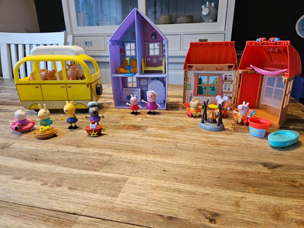 Peppa Pig verschillende sets, Ophalen of Verzenden, Zo goed als nieuw