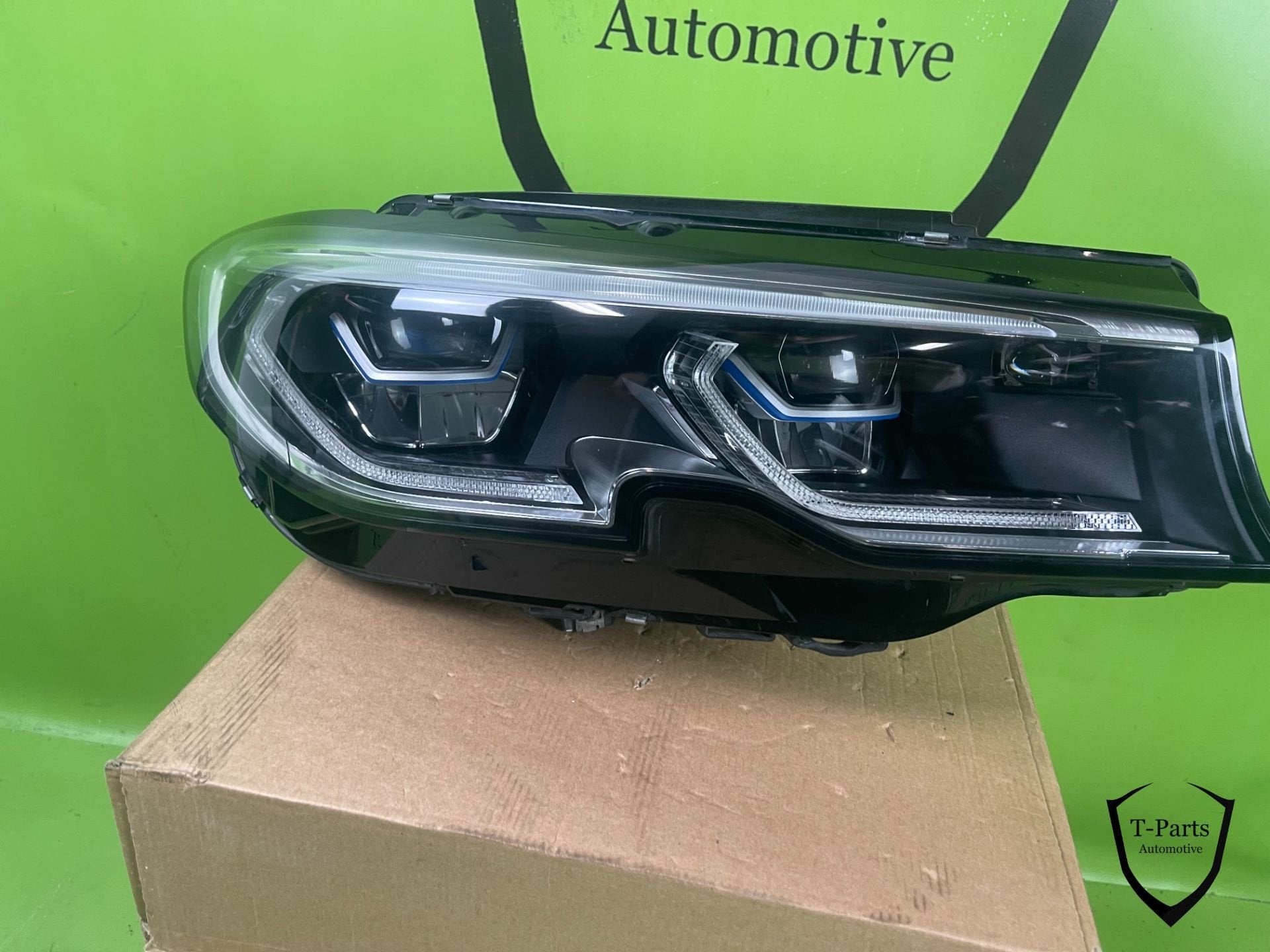 bmw 3 serie g20 koplamp rechts laser 948170808, Auto-onderdelen, Verlichting, Petuelring 130
80788  Munich, DE, Gebruikt, Info@bmw.de