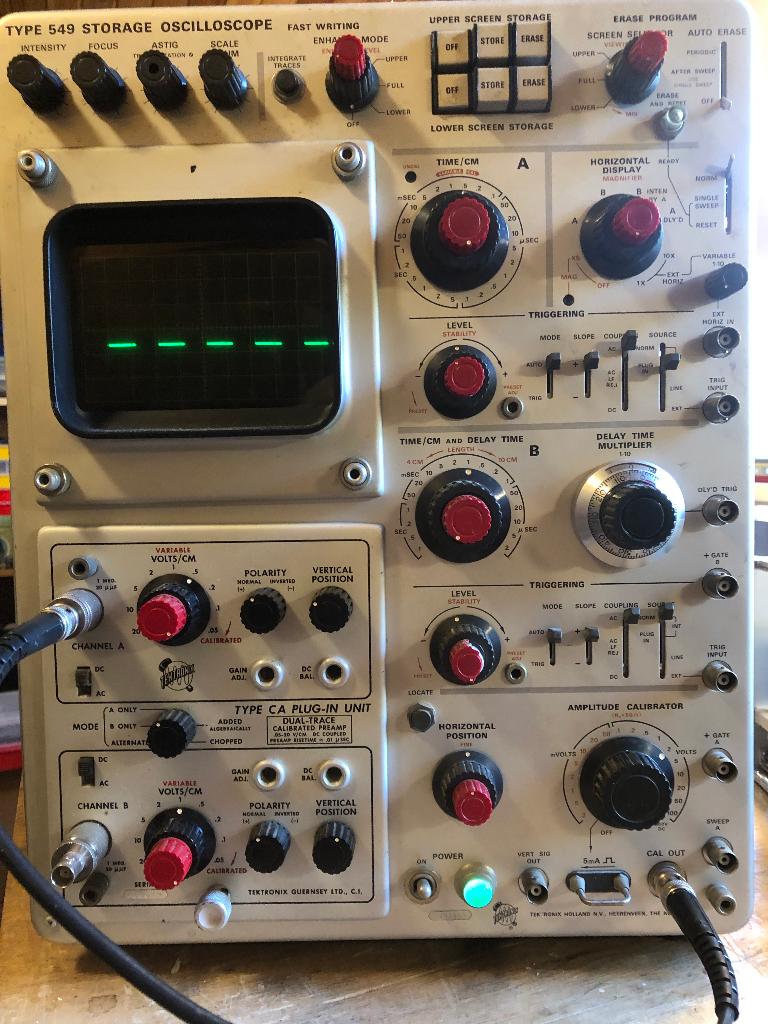 Tektronix 549 oscilloscoop, Doe-het-zelf en Verbouw, Meetapparatuur, Ophalen, Gebruikt, Elektriciteit