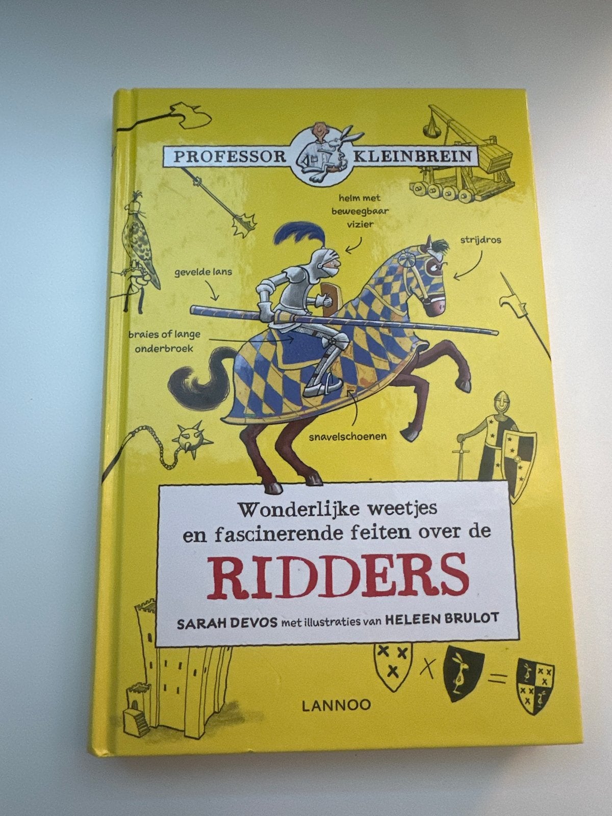 Professor Kleinbrein: Wonderlijke weetjes over ridders, Ophalen of Verzenden, Zo goed als nieuw, Non-fictie
