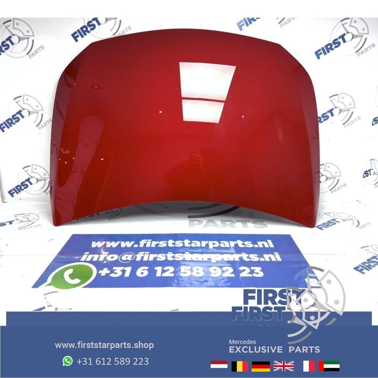 A1778801800 W177 V177 MOTORKAP ROOD WIT GRIJS ZWART ORIGINEE