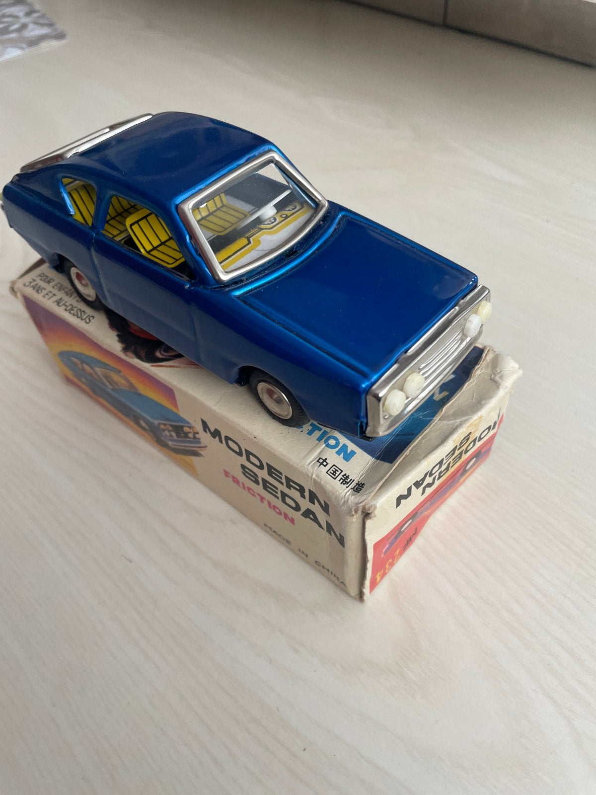 Blikken Auto Model (ca. 1:24) - Jaren '70 China Made, Hobby en Vrije tijd, Ophalen of Verzenden, Zo goed als nieuw, Auto