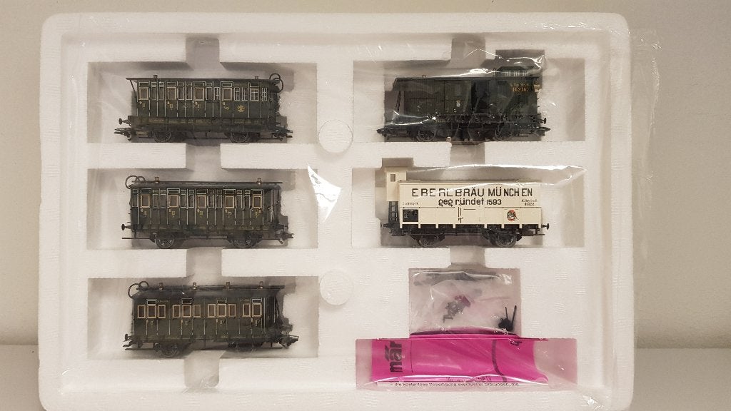 Märklin 43982 Set 5 sierlijke rijtuigen van de K.Bay.Sts.B., Wisselstroom, Treinset, Nieuw, Ophalen of Verzenden
