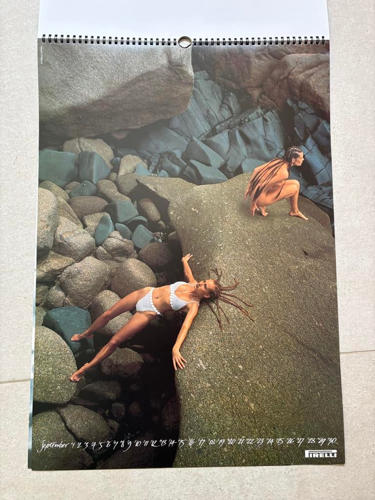 Pirelli Kalender 1993, Diversen, Kalenders, Ophalen of Verzenden, Maandkalender, Zo goed als nieuw