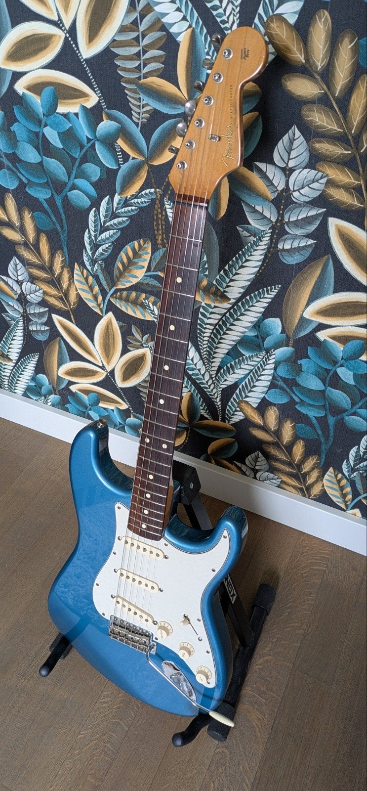 2001 Fender Classic 60s stratocaster MIM, Muziek en Instrumenten, Ophalen of Verzenden, Gebruikt, Solid body, Fender