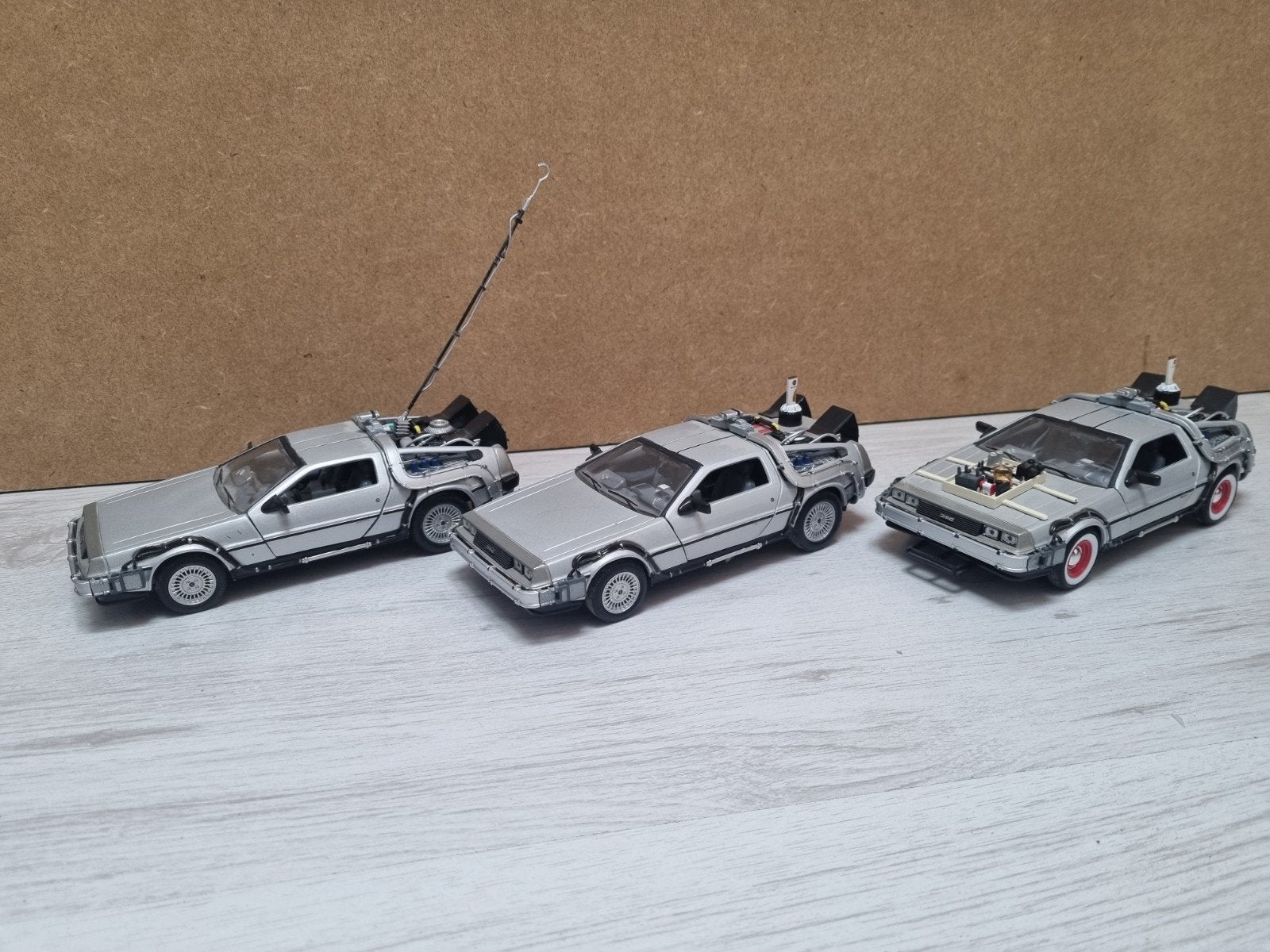Welly Diecast 1:24 Back To The Future Trilogy Delorean set, Ophalen of Verzenden, Nieuw, Auto, Welly