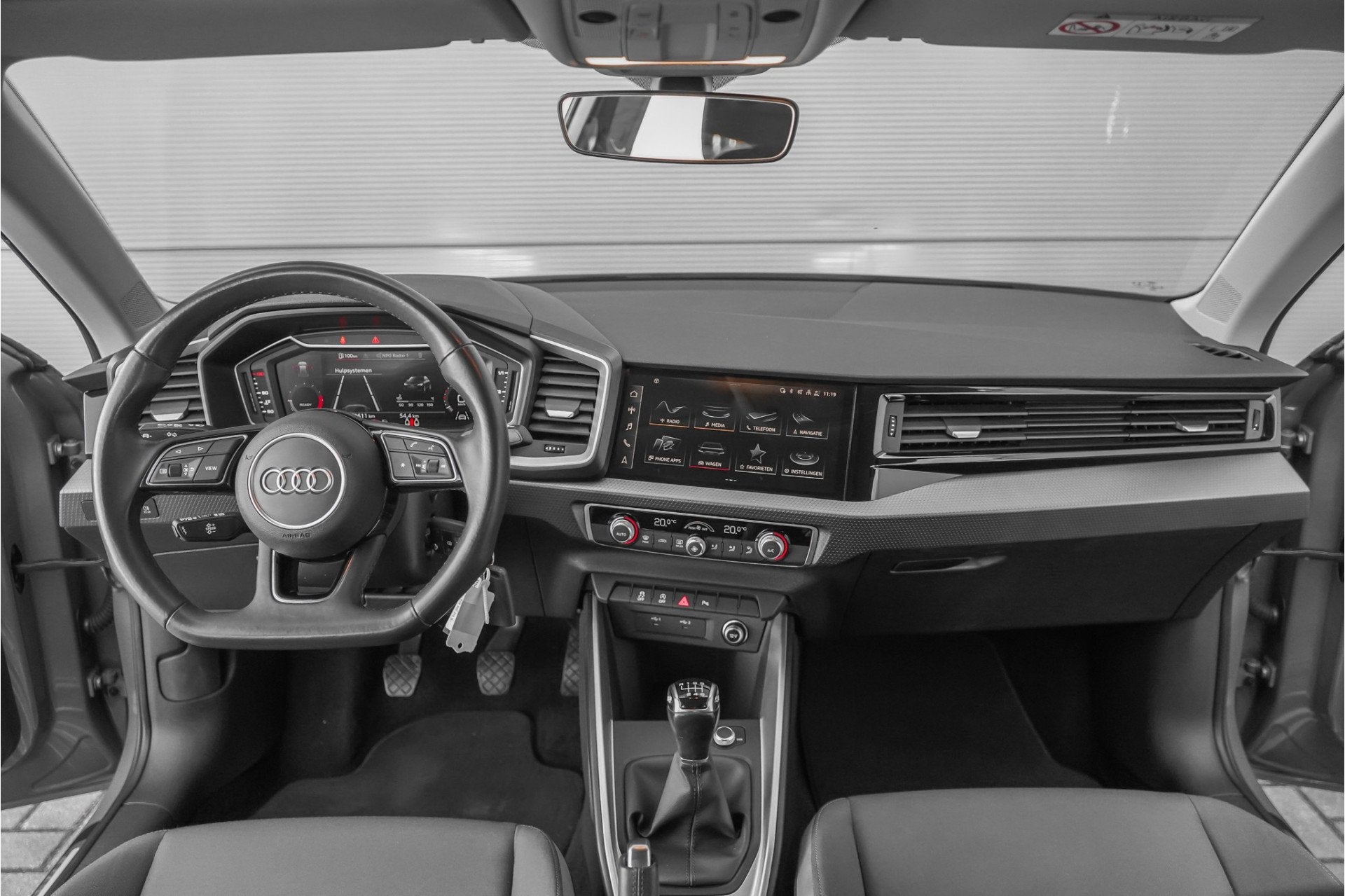 Audi A1 Sportback 30 TFSI S Edition Parkeerhulp Camera CarPl, Voorwielaandrijving, 12 maanden, Stof, 49 €/maand