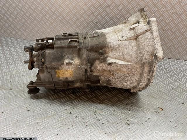 5-versnellingsbak BMW 5-serie E39 e46 m52 6 cil 520i 320i, Gebruikt, Partnerportal@bmw.de, Bmw, Ophalen of Verzenden