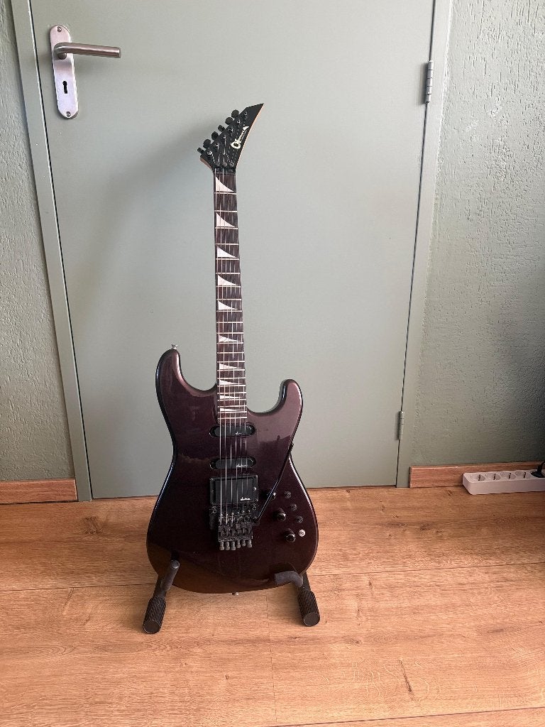 Charvel elektrisch gitaar Black Cherry bouwjaar 86-89, Ophalen, Gebruikt, Solid body, Overige merken