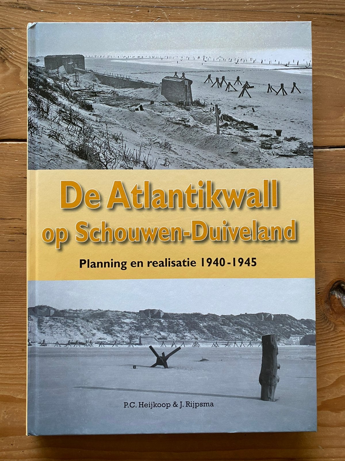 De Atlantikwall op Schouwen - Duiveland - P C Heijkoop, Boeken, Ophalen of Verzenden, Tweede Wereldoorlog, Zo goed als nieuw