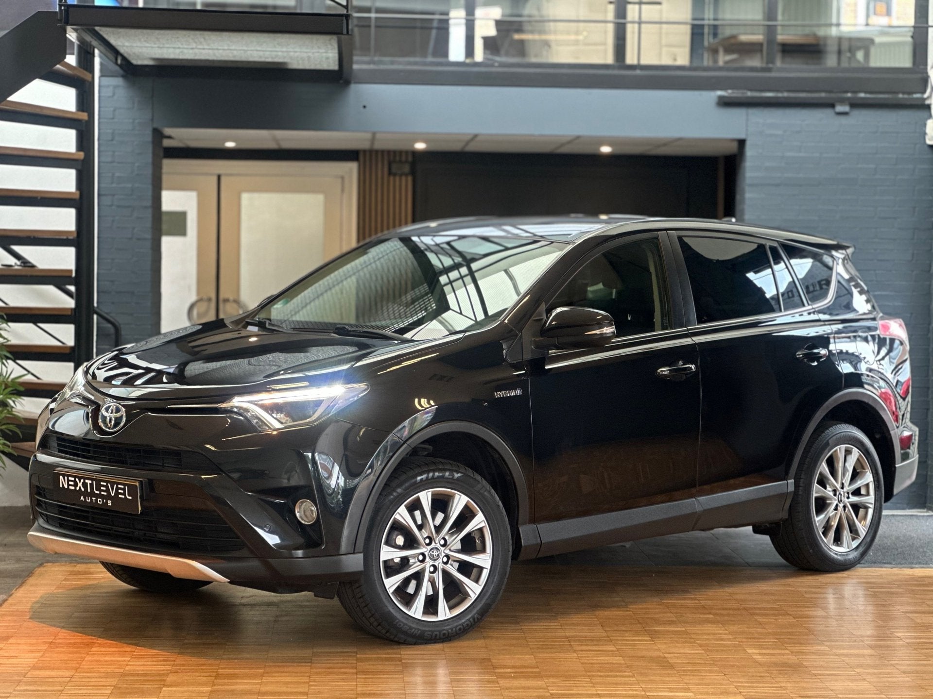 Toyota RAV4 2.5 Hybrid Executive Business ACC Trekhaak Stoel, Gebruikt, Zwart, Leder, Bedrijf