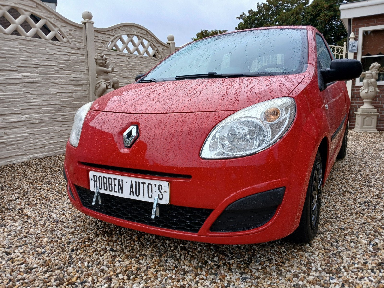 Renault twingo 1.2 red edition apk 08-07-2027, Voorwielaandrijving, Zwart, 4 cilinders, 4 stoelen