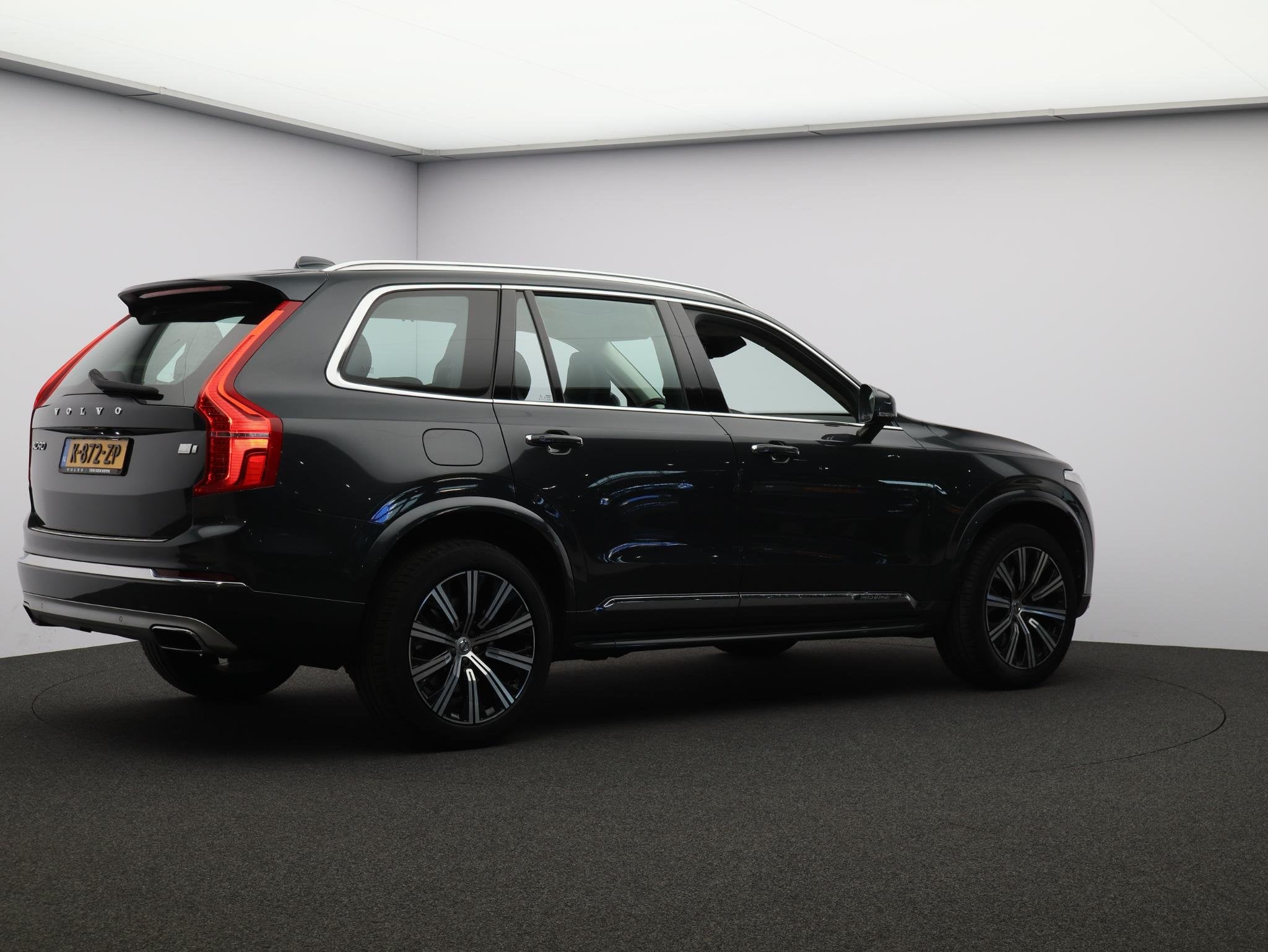 Volvo XC90 2.0 T8 Recharge AWD Inscription / Luchtvering / S, Gebruikt, Euro 6, 4 cilinders, 7 stoelen