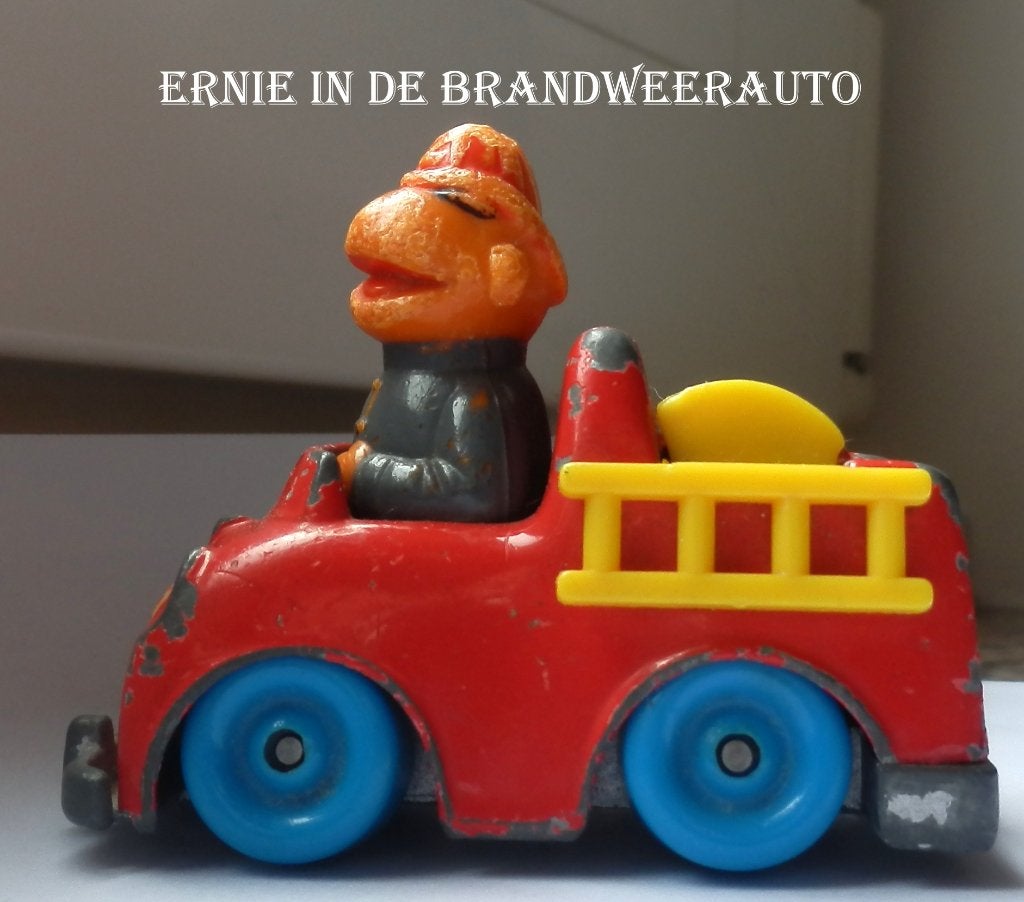 Ernie als brandweerman merk: henson / kid dimension, Ophalen of Verzenden, Overige typen