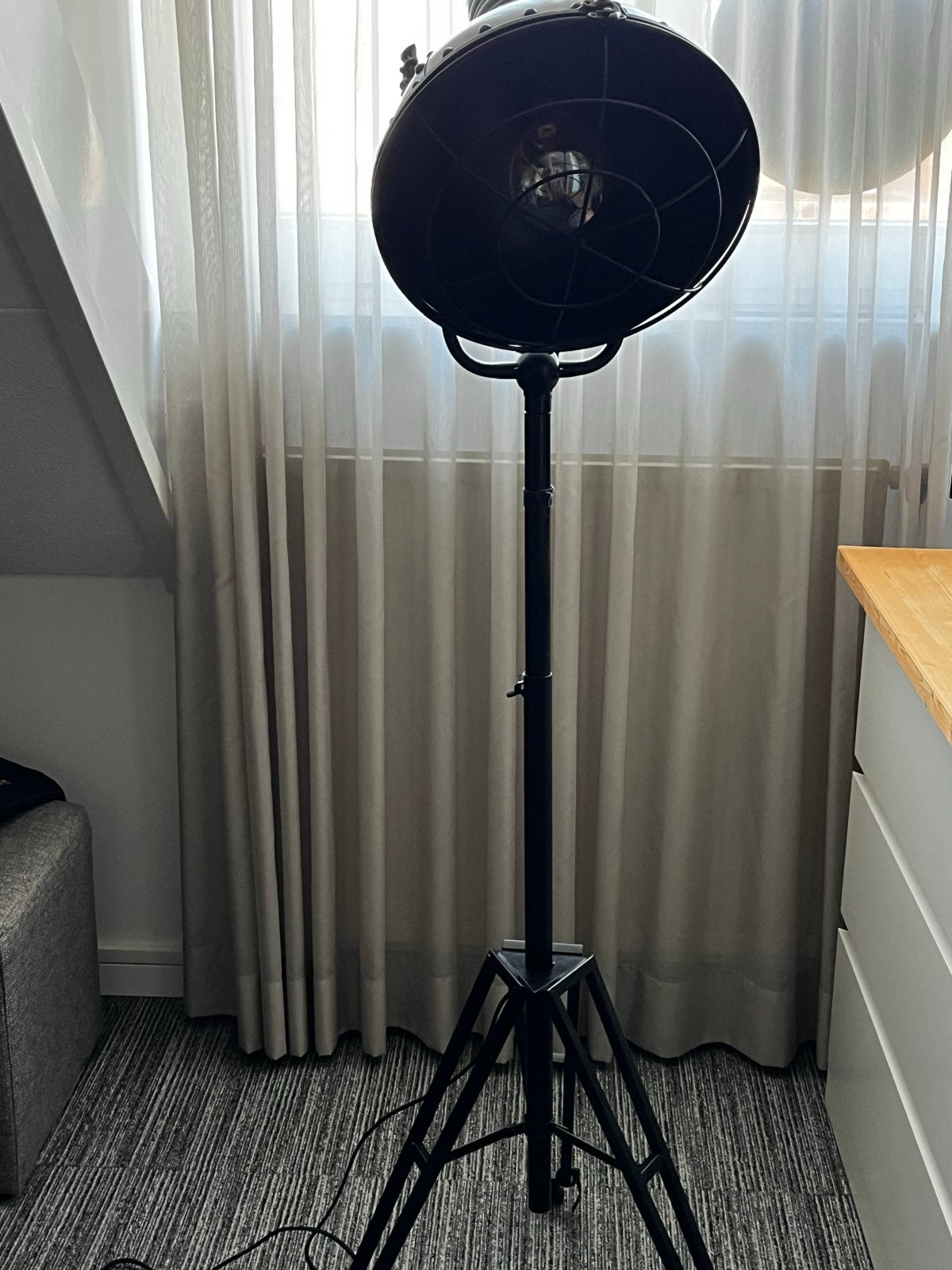 Industriële Vloerlamp Zwart - Studio Stijl, Huis en Inrichting, Ophalen, E27 (groot), Zo goed als nieuw, Metaal